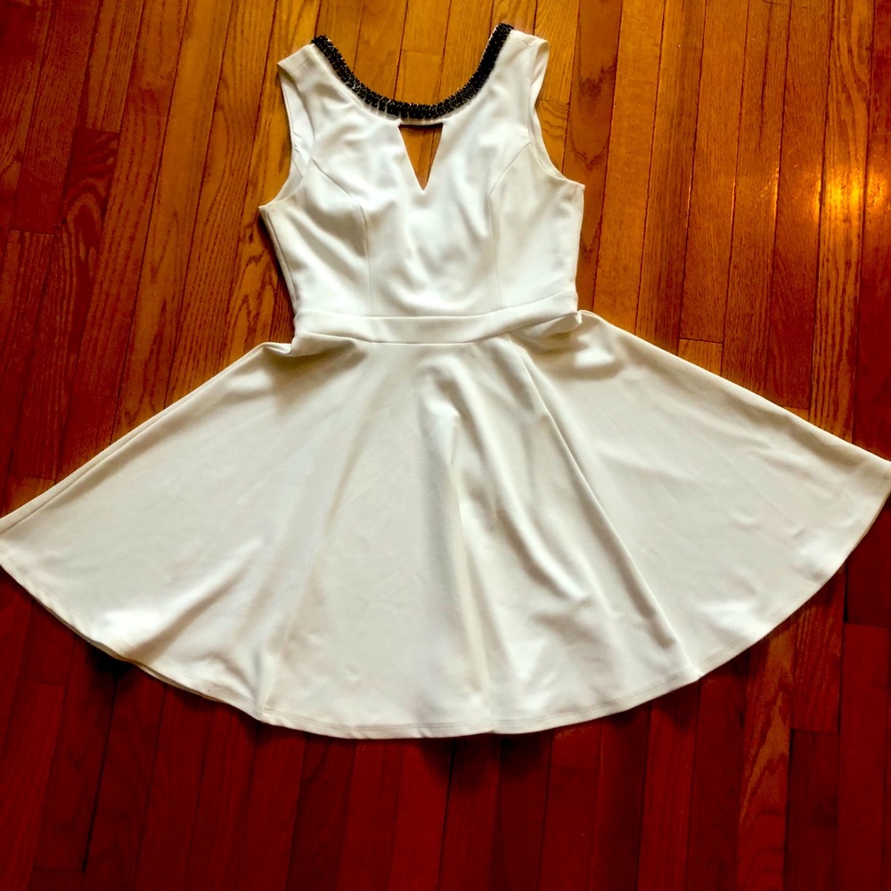 Xoxo white sleeveless dress